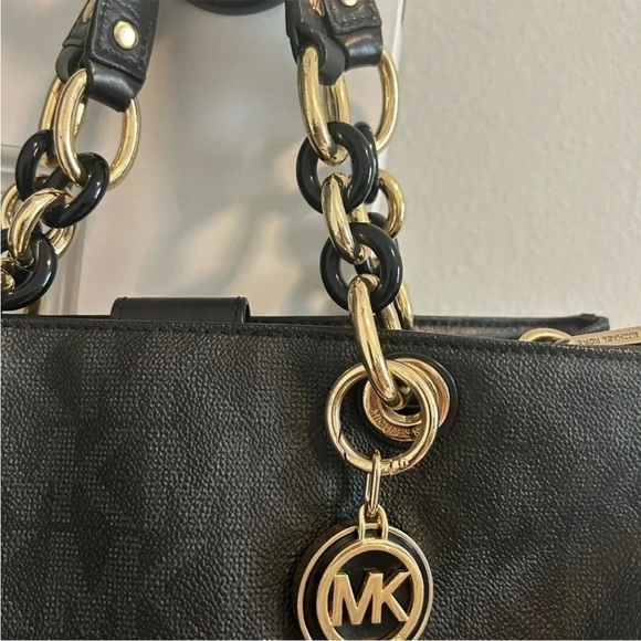 Michael Kors Black and Gold Tote with Signature Monogram Cynthia - Picture 6 of 13